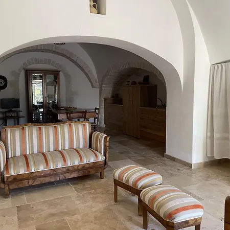 Antonelli Piangevino Alloggio per agriturismo *