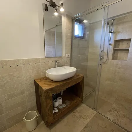 Antonelli Piangevino Alloggio per agriturismo Monopoli