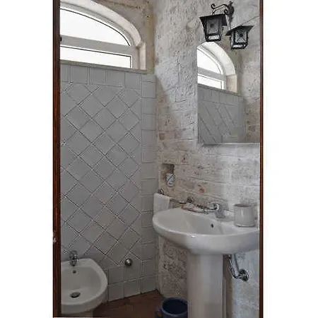 Antonelli Piangevino Alloggio per agriturismo Monopoli