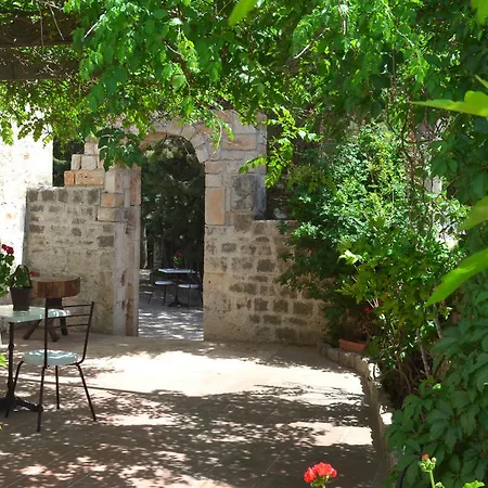 Agroturismo Antonelli Piangevino