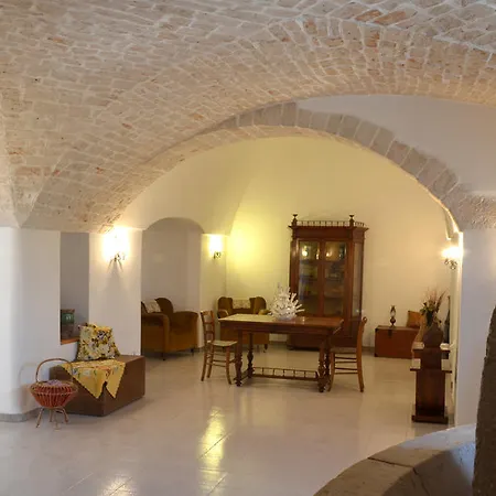 Alojamento de Turismo Rural Antonelli Piangevino *